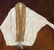 Hippie cardigan with faux fur detail