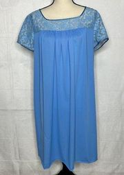 Vanity Fair Vintage Nightgown Blue Silky Nylon Lace Top Gown Sz 38 (M) USA Vtg