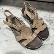 Clark’s strappy sandals women’s size 7.5 tan wedge heel