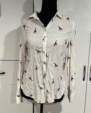 Jane and‎ Delancey button down rayon shirt . Giraffes  . Size S