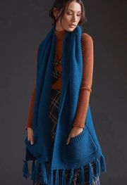 NWT  PILCRO Fringed Knit Pocket Blue Scarf