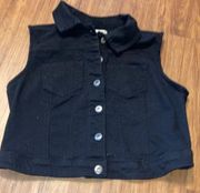 Black denim jean vest medium