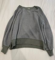 Sweatshirt