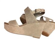 Vince Camuto nude wedge platform sandal size 9.5