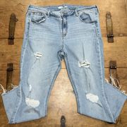 Old Navy  Mid-Rise Rockstar Super-Skinny Cut-Off Ankle Jeans Size 16