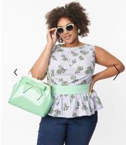 Unique Vintage Lavender & Mint Floral Print Top