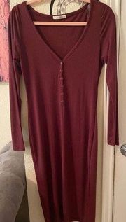 Hearts & Hips burgundy midi dress size Large New