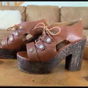 FREE PEOPLE FARRAH Whiskey Leather Etched Wooden Heel Platform Clogs