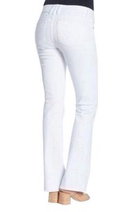 NWT Kut from Kloth 12 Women’s Farrah baby bootcut jeans  white