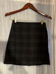 (pacsun) Green And Black Plaid Skirt