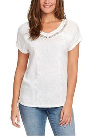 NWT  Ladies V-Neck Embroidered Cotton Top - Sz M