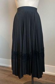 Francesca’s Black Pleated Lace Skirt-NWT