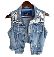 Rue 21 Hi-Lo distressed denim vest women small