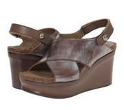 Blue Hill Wedge in Pewter