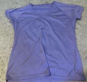 under armour semi fitted tee size large