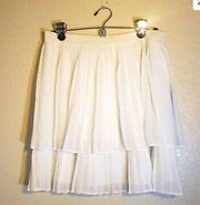 LC Lauren Conrad Tiered pleated, Mini Skirt  size XL.Elastic waist band.