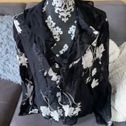 JONES WEAR Black&White Floral Sheer Blouse Size 12