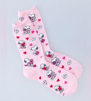 ❤️ New! American Eagle Peanuts Snoopy Heart Crew Socks ❤️