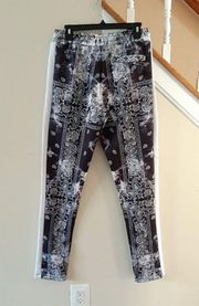 Rue 21 Joggers Pants Beached Parsley Print Blue and White Size S