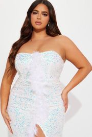 Fashion Nova Feathered sequin Bridal Dress