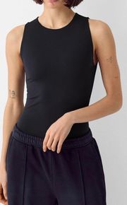 Black Sleeveless Contour Tank