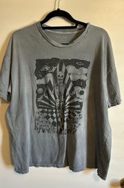 Outfitters Graphic T