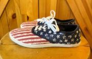 Capelli New York Size 6 American Flag Patriotic Casual Sneakers Shoes