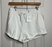 Womens White High-Rise Stretch Waist Shorts Size Medium NEW