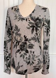 G.H Bass & Co Grey Floral V-neck Long Sleeve Top