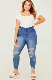 Distressed Crop Jeans 