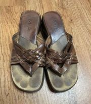 Mia leather brown slide on thong sandals womens 8