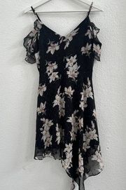 Miss Selfridge Floral Dress Cold Shoulder V-Neck Asymmetrical Hem Black Womens 4