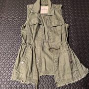 Hollister army green fall vest size xs