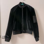 NWOT  women black velvet bomber jacket