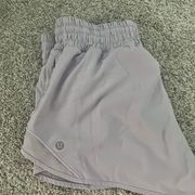 Lululemon high rise 2.5 size 4 lavender hotty hot