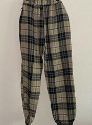 Romwe plaid jogger pants