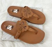 Sam & Libby Tan Flip Flop Sandals Size 9