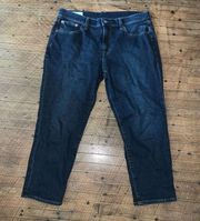Gap dark wash girlfriend 30/10P cropped relaxed normcore jeans
