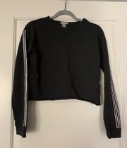 Long-sleeve Crop Top Crewneck With White Strips