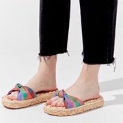 UO Willow Knotted Raffia Jute Plaid Sandal