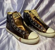 Levi’s shiny metallic sneakers Women’s size 7.5