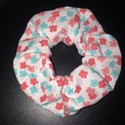 Handmade SCRUNCHIES 3/$8 or 5/$11!