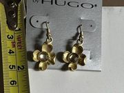 HUGO‎ pierced earrings Gold Flower Dangle new jewelry 341502