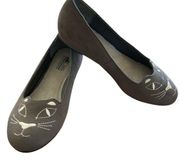 by White Mountain | Novelty Cat Embroidery Grey Flat | Women's Size 9W