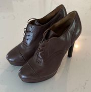 Eli Tahari Winston Lace Up Brown Leather Heeled Booties Size 7 (37.5)