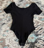 black ribbed off the shoulder short sleeve bodysuit