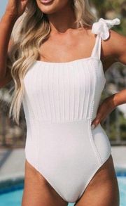 Summer Sweetheart Tie Shoulder Quilted White One Piece Swimsuit - size Small