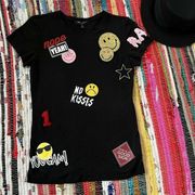 ROMEO & JULIET COUTURE funny Tee Shirt BLACK Sequin Patch Embroidered SMALL