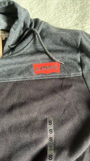 Levi’s men’s hooded sweatshirt