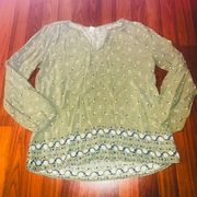 Old Navy Olive Green Boho V Neck Blouse Size Large